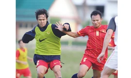 Việt Nam vẫn chủ động chơi tấn công tối nay. Ảnh: Khôi Nguyên