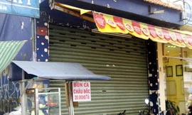 Bốn phụ nữ bị cướp trói trong nhà lúc rạng sáng