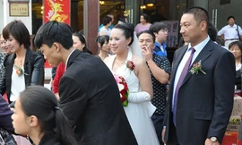 Sư trụ trì hoàn tục để cưới vợ