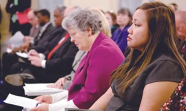 Mỹ thông qua đề xuất luật của thiếu nữ gốc Việt