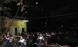 Không thể ‘nhốt’ học sinh đến 19h