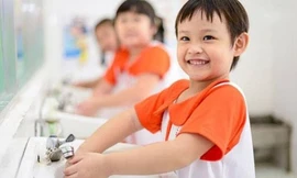 Politico: Việt Nam có kết quả chống COVID-19 tốt nhất toàn cầu 