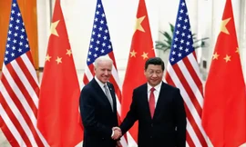 Ông Joe Biden trong một dịp gặp ông Tập Cận Bình năm 2013. (Ảnh: Reuters) 