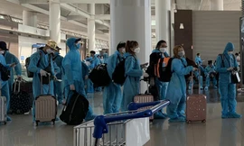 Các công dân Việt Nam ở Hàn Quốc được về nước. (Ảnh: Mofa)