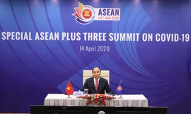 Thủ tướng Nguyễn Xuân Phúc chủ trì Hội nghị. (Ảnh: Mofa)