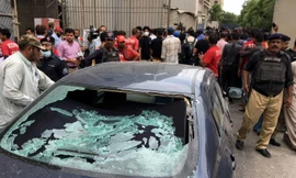 Hiện trường nơi xảy ra vụ tấn công. (Ảnh: CNN)