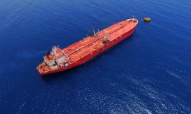 12 thuyền viên Việt Nam mắc kẹt trên tàu biển ở Malaysia