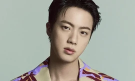 "Rộp rẻng" hậu xuất ngũ, Jin BTS trở thành Đại sứ toàn cầu của Gucci sau FRED