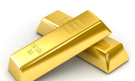 Giá vàng thế giới tăng lên mức kỉ lục mới