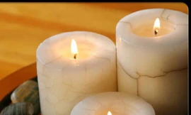 Nến càng thơm càng độc