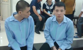 Các bị cáo tại toà.