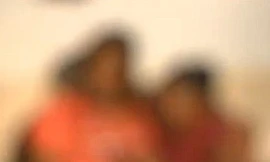 Bé gái 10 tuổi tấn công tình dục bé trai 4 tuổi