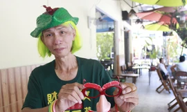 ‘Dị nhân’ bán vé số ở Sài Gòn