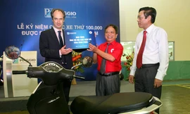 Piaggio Việt Nam và chiếc xe thứ 100.000 được xuất xưởng