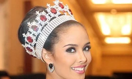 Chiêm ngưỡng nhan sắc rạng rỡ của Tân HHTG 2013