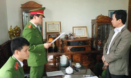 Bắt phó trưởng BQL rừng phòng hộ Tân Kỳ