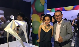 Nghệ sĩ trẻ Lập Phương và tác phẩm Mẹ tròn - Con vuông.