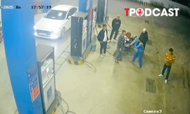 NÓNG 15/1: Tài xế ô tô đánh túi bụi nhân viên cây xăng ở Nghệ An: Hé lộ nguồn cơn