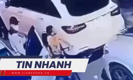 TIN NHANH: Nhân chứng kể kẻ bắt cóc ở Hà Nội đã rình nhiều ngày; Trường đại học đổ sập xuống dòng lũ