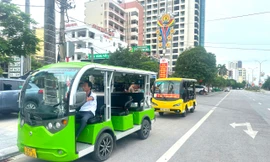 Nguy cơ xóa sổ hàng trăm xe điện du lịch Cửa Lò 