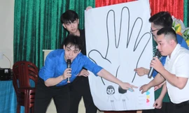 Đoàn thanh niên tuyên truyền kỹ năng bảo vệ, phòng chống xâm hại trẻ em