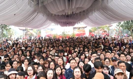 Cảnh tượng ở ngôi chùa nắm giữ nhiều kỷ lục bậc nhất Việt Nam