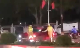 Triệu tập tài xế ôtô tông tổ CSGT, vượt chốt đo nồng độ cồn 