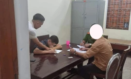 Mâu thuẫn khi đi hát karaoke, một người mù nhập viện cấp cứu