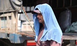 Nắng nóng vượt kỷ lục, người dân nơi 'chảo lửa' Nghệ An quay quắt chống chọi