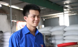 Cử nhân luật về quê khởi nghiệp, kiếm doanh thu tiền tỉ