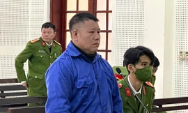 Một giáo viên phải nhận 20 năm tù vì 1 triệu đồng công xách thuê ma túy