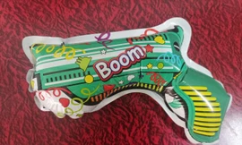 Nhiều học sinh ở Nghệ An nhập viện nghi do hít phải khí độc