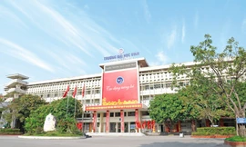 Vụ 2 cán bộ Đại học Vinh bị tố gạ gẫm nữ sinh: Nhà trường thành lập Hội đồng kỷ luật