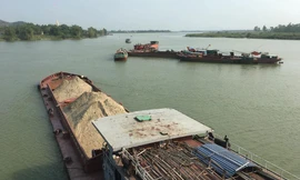 Phạt 1,8 tỷ đồng hai doanh nghiệp khai thác cát 