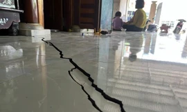 Diễn biến mới vụ hàng trăm nhà dân nứt nẻ, sụt lún ở Nghệ An