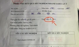 Tài xế xe tải sửa phiếu test nhanh COVID-19 để được thông chốt bị phạt 7,5 triệu đồng