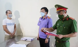 Khởi tố một 'đại gia' tổ chức khai thác đá trái phép ở Nghệ An