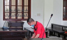 Ngồi nhậu bàn chuyện chia đất, anh trai dùng điếu cày đánh em tử vong