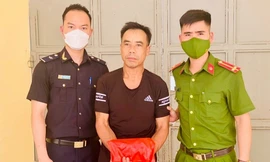 Mang 2 tiền án về ma túy tiếp tục bị bắt vì mua bán ma túy