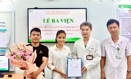 Cứu sống cô gái bị 'thần chết mang đi' hai lần do sốc tim khi đang điều trị bệnh trĩ