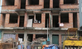 Cảnh loạt biệt thự bỏ hoang dọc đại lộ nghìn tỷ ở TP Vinh