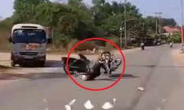 'Ma men' đánh võng xe máy như rang lạc và cái kết rùng mình