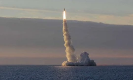 Xem tàu ngầm hạt nhân Nga phóng tên lửa Kalibr