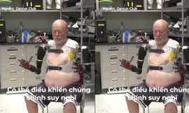 Cận cảnh đôi tay robot được điều khiển bằng suy nghĩ của người