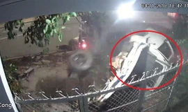 Xe bán tải lao điên cuồng, đâm liên hoàn ô tô xe máy ở Bình Phước