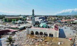 3 ngày sau động đất sóng thần, Indonesia đối mặt với thảm họa kép