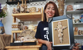 Tranh từ vỏ ốc thay đổi số phận của cô gái khiếm khuyết