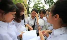 Đăng ký tuyển sinh: Cẩn trọng tổ hợp 'lạ'