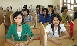 Học ngoại ngữ tại phòng Lab là mơ ước của nhiều sinh viên ĐH.