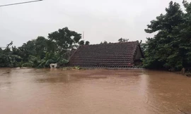 Trường Đại học Thương mại hỗ trợ 5 triệu đồng/sinh viên đến từ Hà Tĩnh